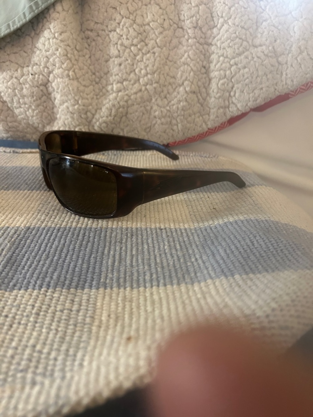 arnette Tortoise shell Wrap Sunglasses - Brown Lenses